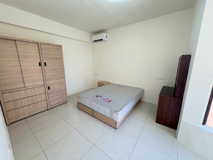 桃園中寧街(中正路及南平路旁)全新裝潢套房可租補還獨洗的超值選擇！ - Image 2