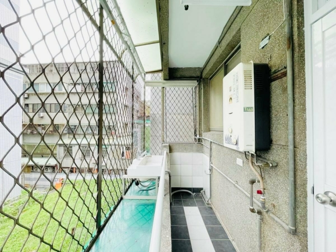🏠近六張犂及科技大樓捷運站🍎全新裝潢3房2廳⛱️(第14張)