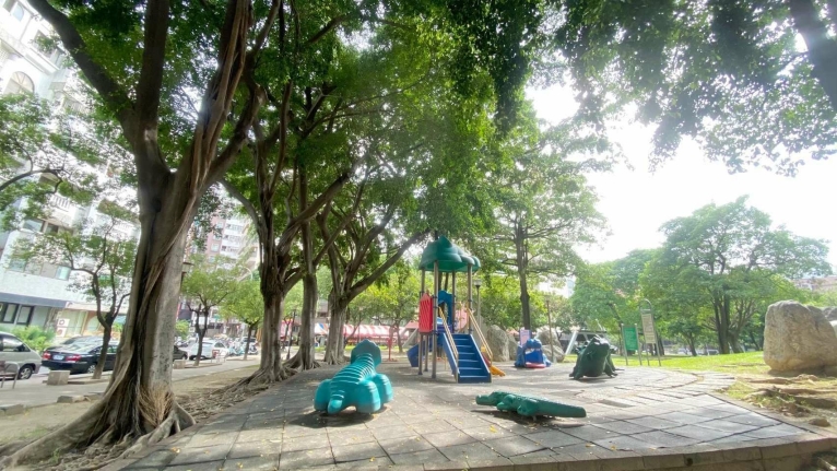 自租SOGO3房2廳 可社宅租補 台水台電 挑高寬敞 - Image 11