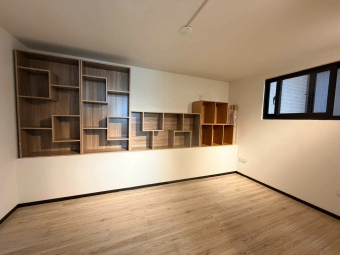 北屯含車含管類平面三房休旅車位（第8張）