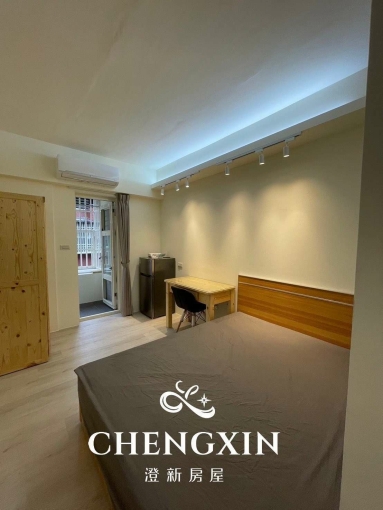 🎉近竹科/獨立陽台洗衣機/精美套房/室內機車位/全新家具電/飲水機/垃圾集中🎉 - Image 1