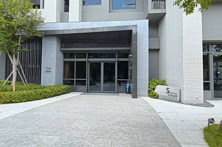 總管家🏠烏日高鐵特區兩房車位、社宅、可租補免仲（第1張）