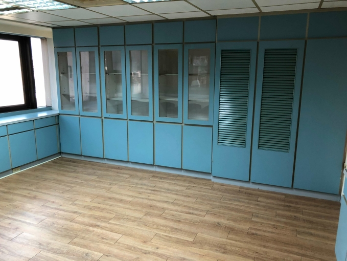 中山國小捷運/玻璃帷幕純辦.交通便採光佳（第4張）