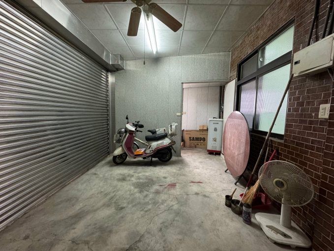 豐原市中心 十米雙拼大面寬店面透天(第2張)