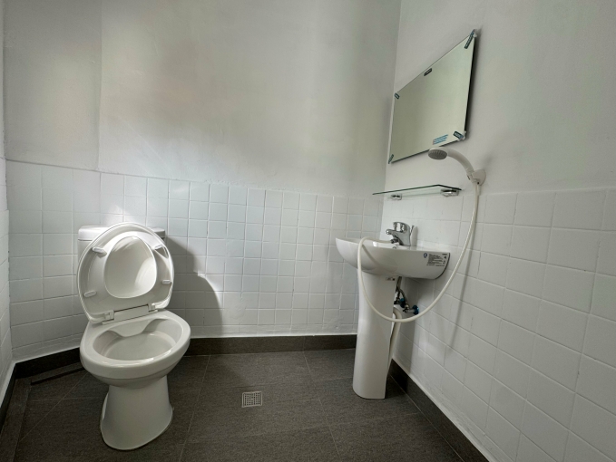 豐原市中心 十米雙拼大面寬店面透天(第6張)