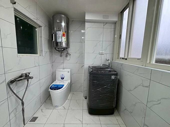 租屋找77過好年✿大有大業,電梯全新,免追垃圾車,可補助（第6張）