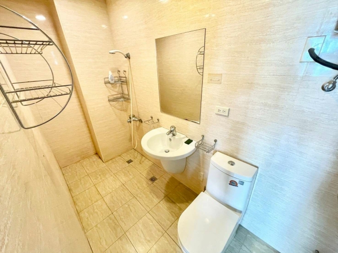 ✨️豐洲工業區套房✨️葫蘆墩國小•豐原大道七段•豐原體育場•環境好•室內機車位（第8張）