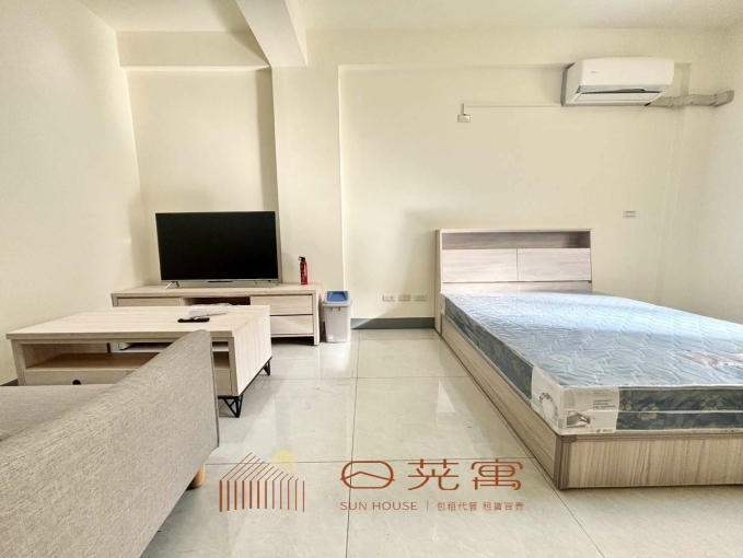 竹北大遠百一分鐘|全新傢俱|獨立洗衣機套房 - Image 1