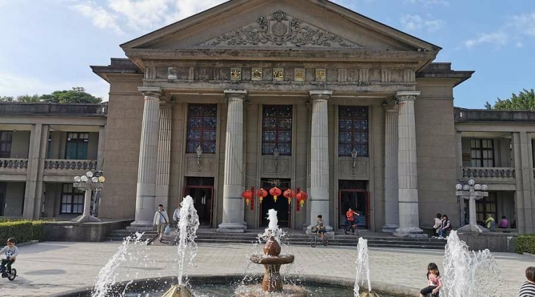 【近板橋車站】10坪大套房 + 超大露台（第5張）