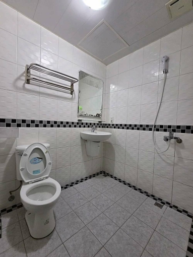 台積電12分|雙人大套房|光寶8分|電梯宅高大特區|代收垃圾 - Image 11