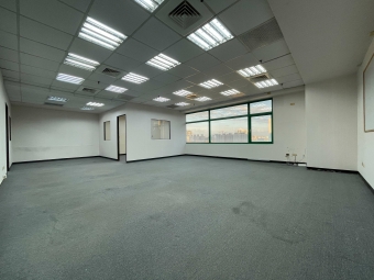 商辦大樓🍀一層一戶🍀雙車位🍀獨立廁所🍀可營登報稅（第3張）