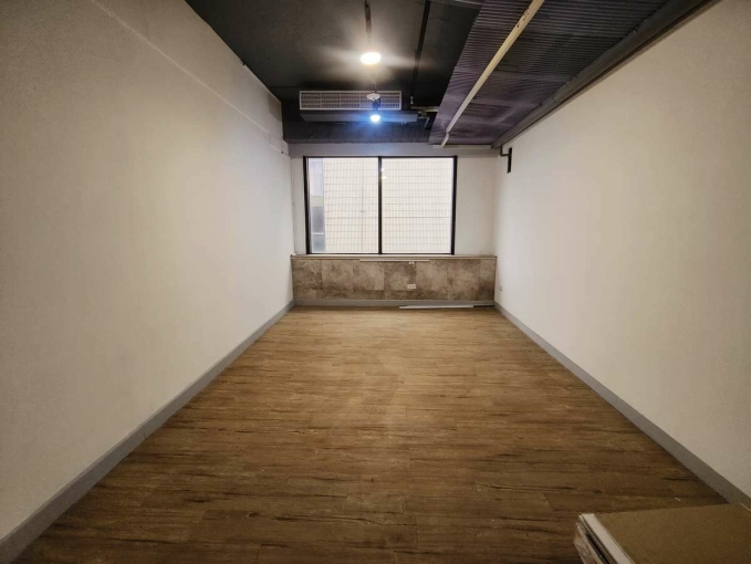 ☆捷運忠孝敦化辦公☆邊間、高樓層、漂亮設計裝潢（第10張）