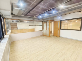 ☆捷運忠孝敦化辦公☆邊間、高樓層、漂亮設計裝潢（第15張）