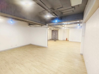 ☆捷運忠孝敦化辦公☆邊間、高樓層、漂亮設計裝潢（第7張）