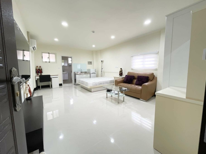 🧡請加賴🧡租屋補助🧡陽台獨洗🧡乾溼分離🧡流理台🧡秒殺物件🧡（第1張）