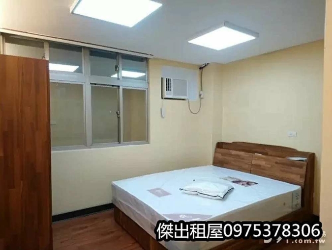 傑出租屋/電梯華廈2房,有垃圾代收 - Image 5