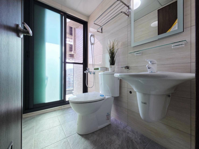 近興大整棟全新多間可選❤️雙租補✨陽台獨洗✨機車位✨木地板(第9張)