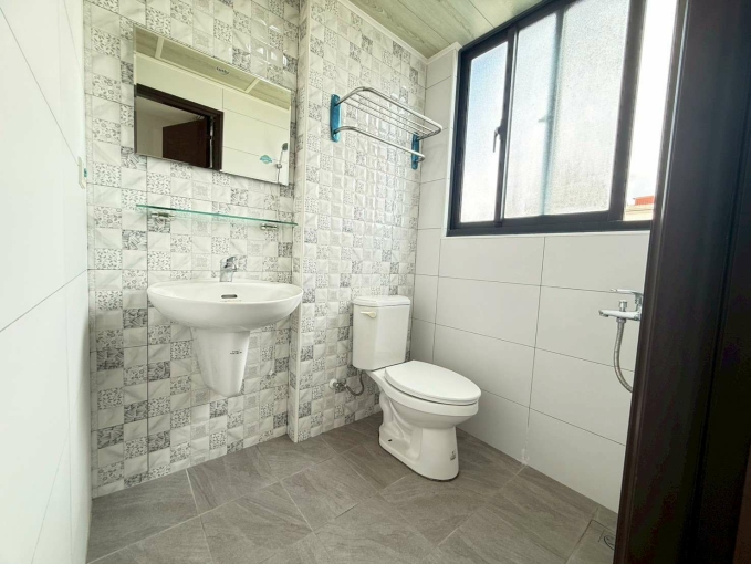 中科、東海🔥超新一年屋✨陽台獨洗曬💕電梯✨可租補 - Image 12