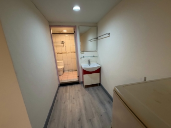 🧡請加賴🧡電梯美屋🧡台水台電🧡陽台獨洗🧡租屋補助🧡代收包裹🧡秒殺物件🧡（第4張）