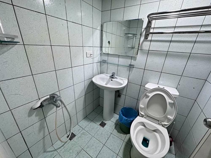 傑出租屋/小檜溪,稀有萬元內電梯,採光佳,陽台獨洗! - Image 5