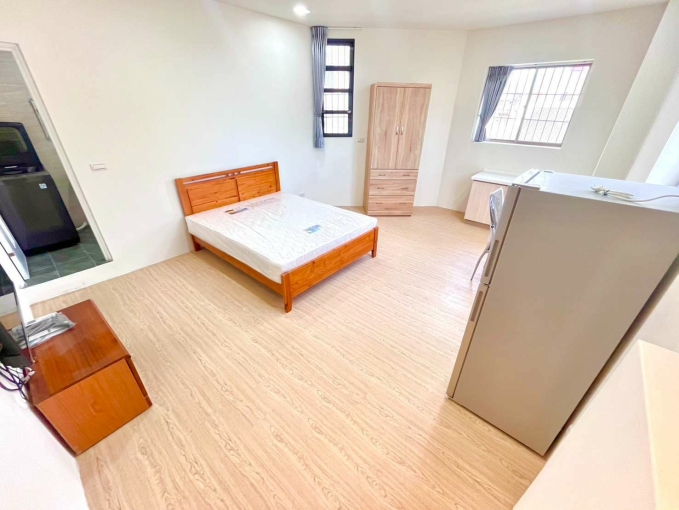 電梯大空間🍂可租補💕採光獨洗🌞衛浴開窗🌥子母車(第2張)