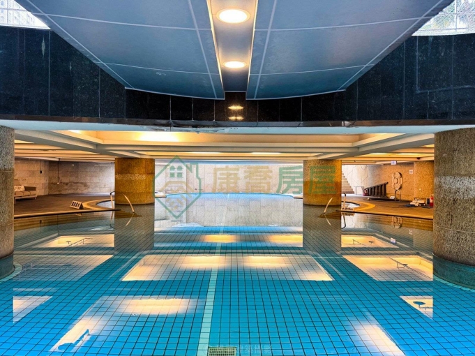 🏆信義計畫區｜象山MRT｜泳池社區高樓景觀戶（第1張）