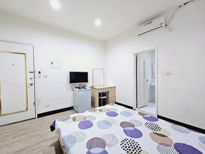 小資學生必看❤️可租補✨室內機車位✨衛浴開窗✨近水湳/捷運站（第8張）