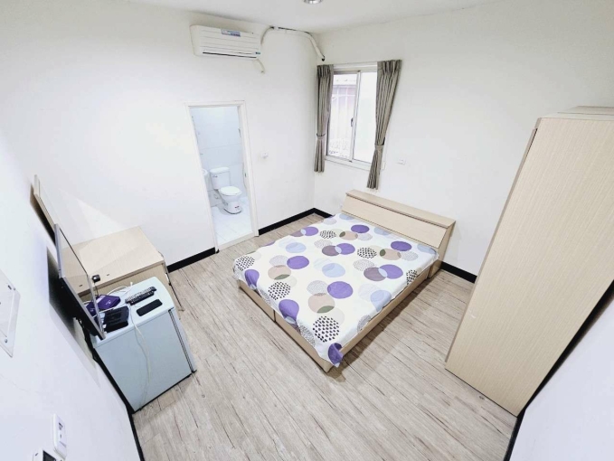 小資學生必看❤️可租補✨室內機車位✨衛浴開窗✨近水湳/捷運站（第1張）