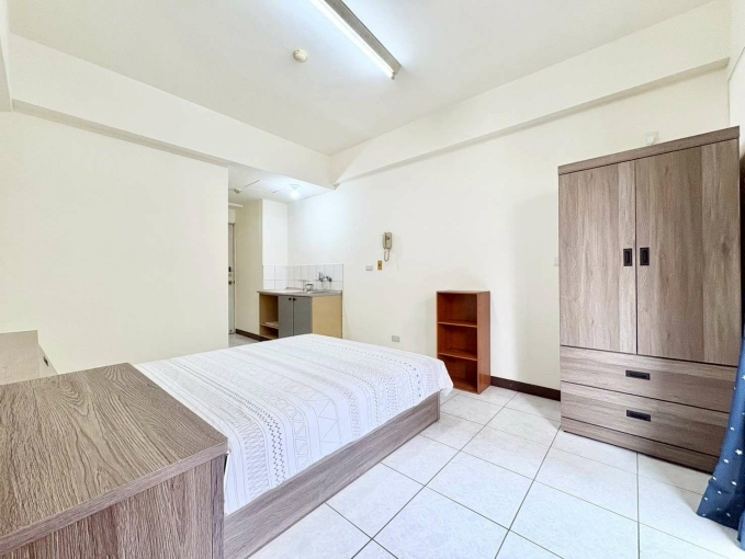 台水電可租補☆陽台獨洗☆電梯套房☆子母車（第4張）