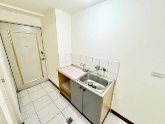 台水電可租補☆陽台獨洗☆電梯套房☆子母車（第9張）