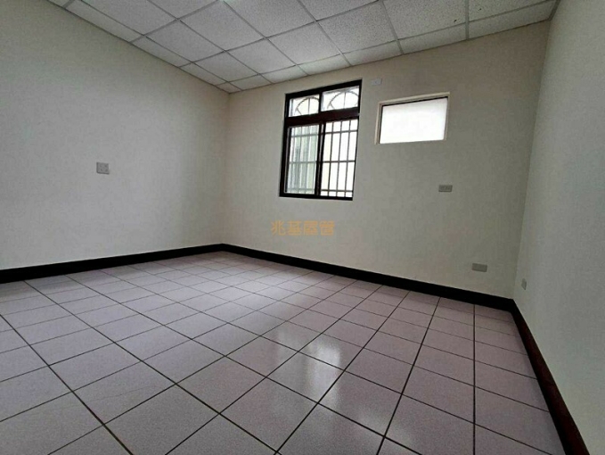 兆基社會住宅🏠鹿港5房透天附冷氣、冰箱、廚具等家具家電（第3張）