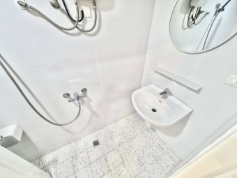 一中商圈*可租補報稅入籍*電梯管理員*子母車*可短租+ - Image 16