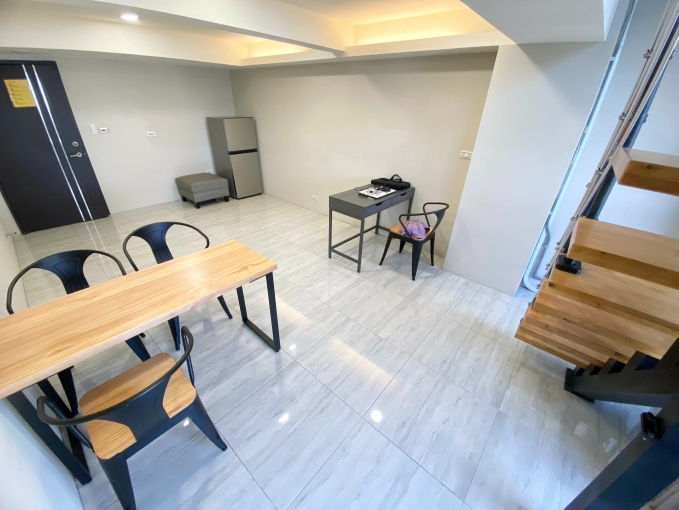 可工作室🍀樓中樓🍀電梯🍀子母車🍀陽台（第4張）