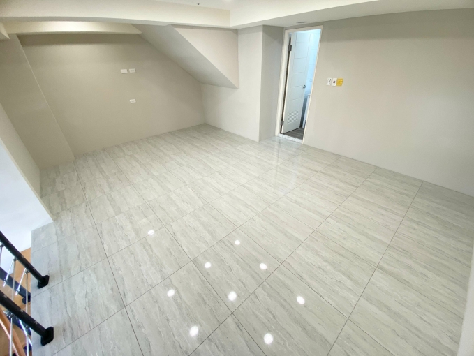 可工作室🍀樓中樓🍀電梯🍀子母車🍀陽台（第8張）