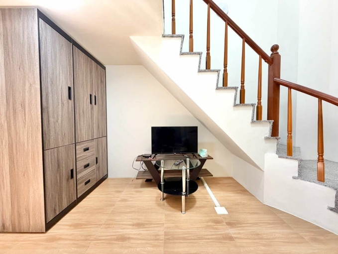 你混哪裡?我混黑眼圈⚡稀有樓中樓✨陽台獨洗⚡可租補💕近興大 忠孝夜市⚡宇你相見（第8張）