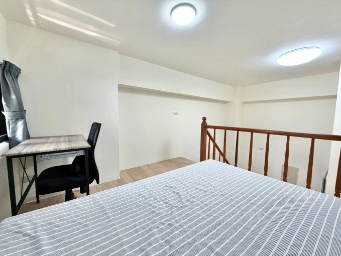 你混哪裡?我混黑眼圈⚡稀有樓中樓✨陽台獨洗⚡可租補💕近興大 忠孝夜市⚡宇你相見（第12張）