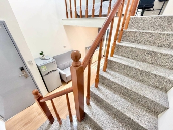 你混哪裡?我混黑眼圈⚡稀有樓中樓✨陽台獨洗⚡可租補💕近興大 忠孝夜市⚡宇你相見（第5張）