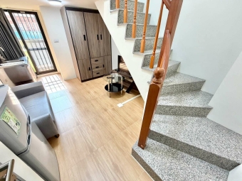 你混哪裡?我混黑眼圈⚡稀有樓中樓✨陽台獨洗⚡可租補💕近興大 忠孝夜市⚡宇你相見（第3張）