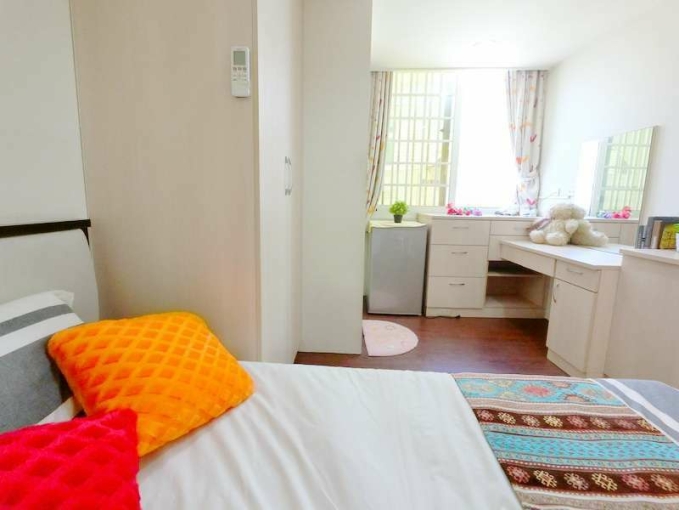 秋紅谷✔短租❤走路到遠百 - Image 2