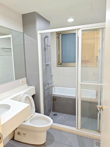 【亞灣首選】微笑時代|質感3房+平面大車位|公設齊全(第8張)