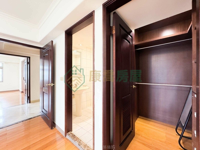 🥇大安MRT｜雙主臥3衛浴｜邊間採光明亮3+1房（第9張）