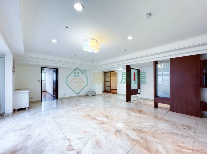 🥇大安MRT｜雙主臥3衛浴｜邊間採光明亮3+1房（第1張）