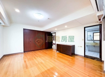 🥇大安MRT｜雙主臥3衛浴｜邊間採光明亮3+1房（第5張）