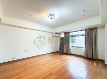 🥇大安MRT｜雙主臥3衛浴｜邊間採光明亮3+1房（第8張）