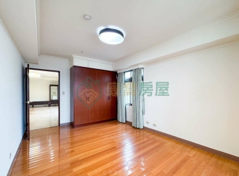 🥇大安MRT｜雙主臥3衛浴｜邊間採光明亮3+1房（第3張）