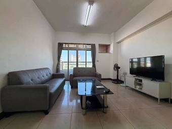 可租補x樂購百貨x室內約30坪捷運x高醫x學區x家具可討論（第1張）