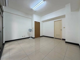 可租補x樂購百貨x室內約30坪捷運x高醫x學區x家具可討論（第5張）