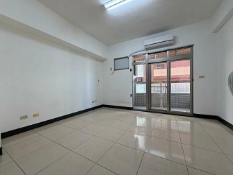 可租補x樂購百貨x室內約30坪捷運x高醫x學區x家具可討論（第7張）