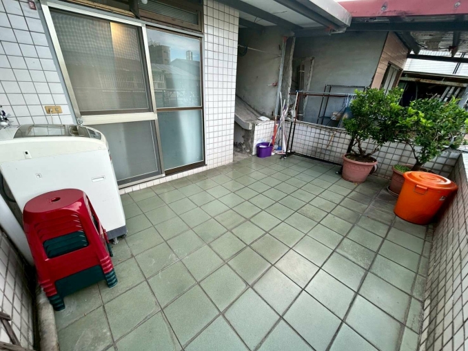 ★新埔民生★四維公園★可貓★陽台晒衣★ - Image 12