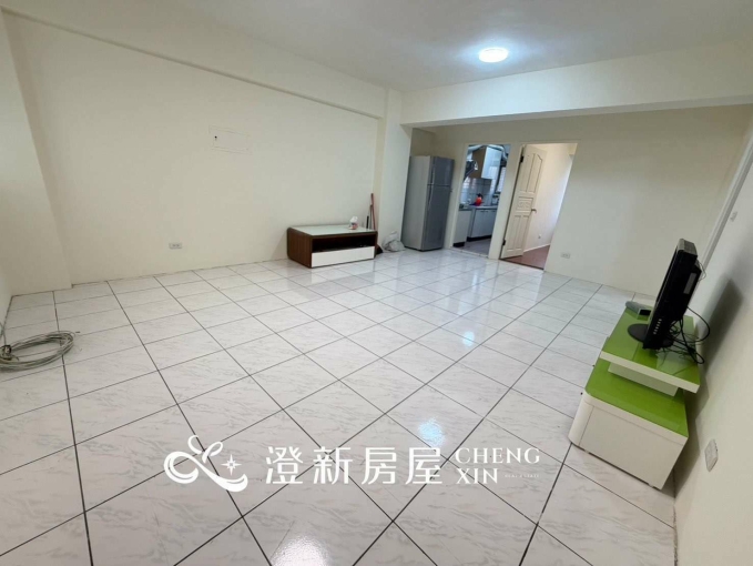 🐱🐶可養貓狗/近城隍廟/大遠百/電梯三房只要27000/一層兩戶/室內機車位/台水台電🐱🐶 - Image 3